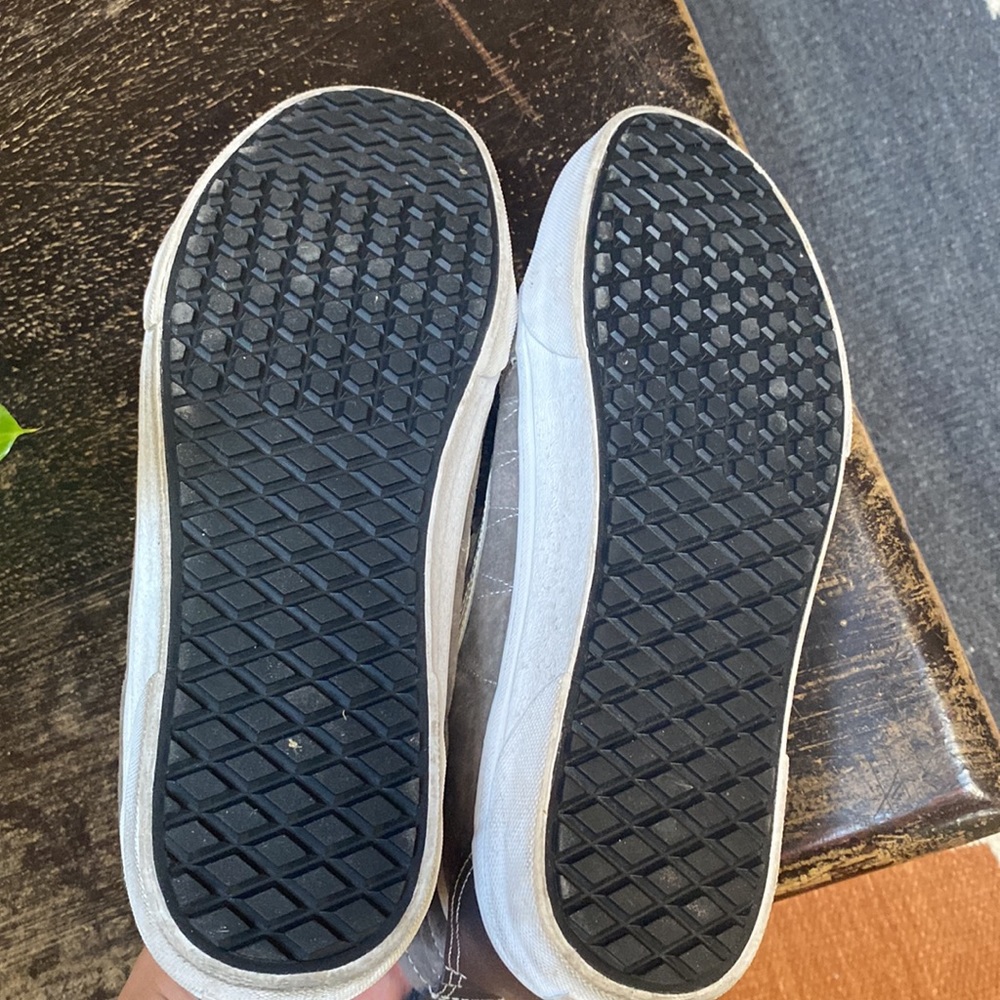 Vans Sk8 Hi 11.5 Grey w/ Faux Fur - Picture 5 of 10